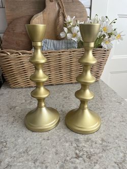 Set of 2 gold metal candle holders $10