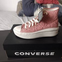 Converse Sneakers 