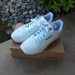 Classic MENS Reebok