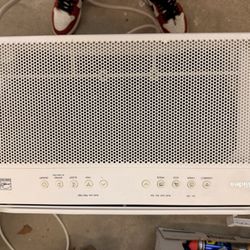 Midea Window Air Conditioner Model MAW10V1QWT 10,000 BTU 