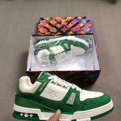 Lv Trainers