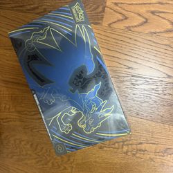 Charizard UPC Ultra Premium Collection