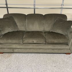 Couch and Love Seat Set