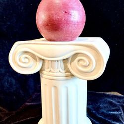 Decorative ceramic art small  Column H6.5xL5.5xD4 inch Lbs 1.2