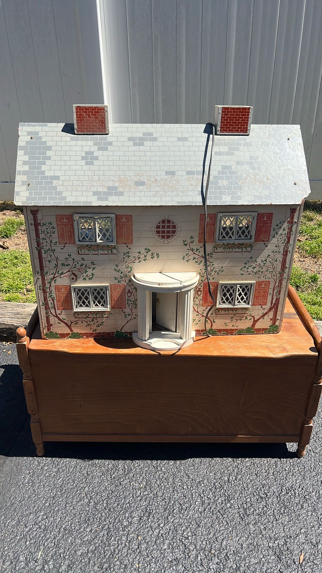 Rare Doll House