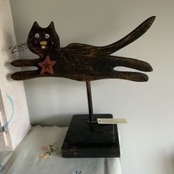 Primitive Wood Cat Tabletop Decor