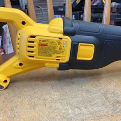 DEWALT FLEXVOLT 60-Volt MAX Cordless Brushless Reciprocating Saw (Tool-Only)