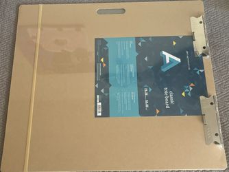 Art- Tote Board
