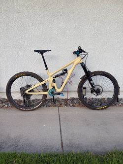 YETI SB165