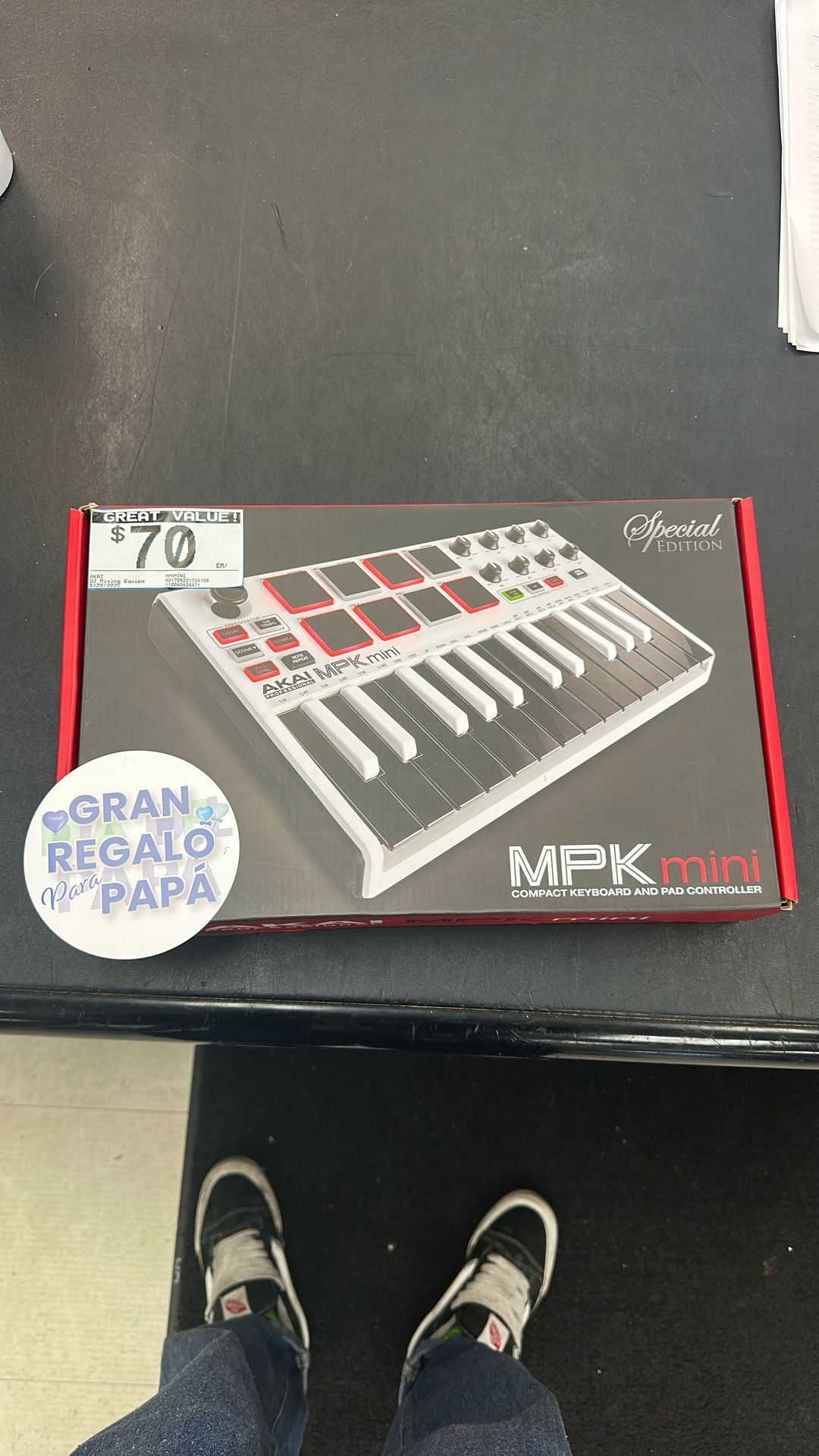 AKAI MPK mini