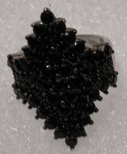 Vintage Sterling Silver Ring, Nice Big Size, Lots of Black Shiny Stones Design, Size 6, Nice Design, Quality, Jewelry, Accessory, Stamped 925, Clothin