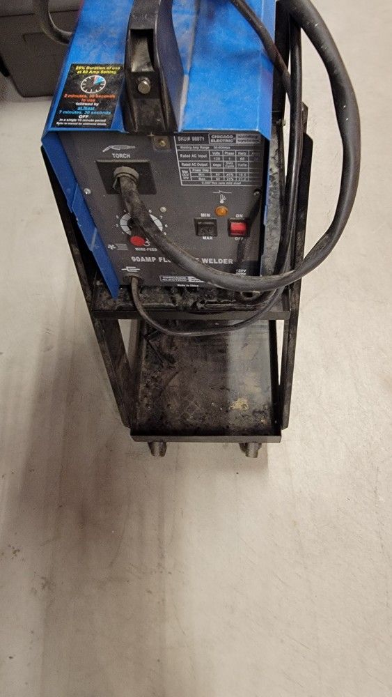 LQQK Harbor Freight Mig Welder And Cart for Sale in Chula Vista, CA