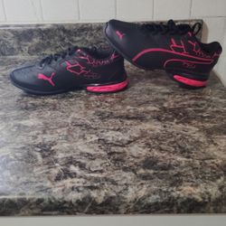 Women's Shoes 9.5
