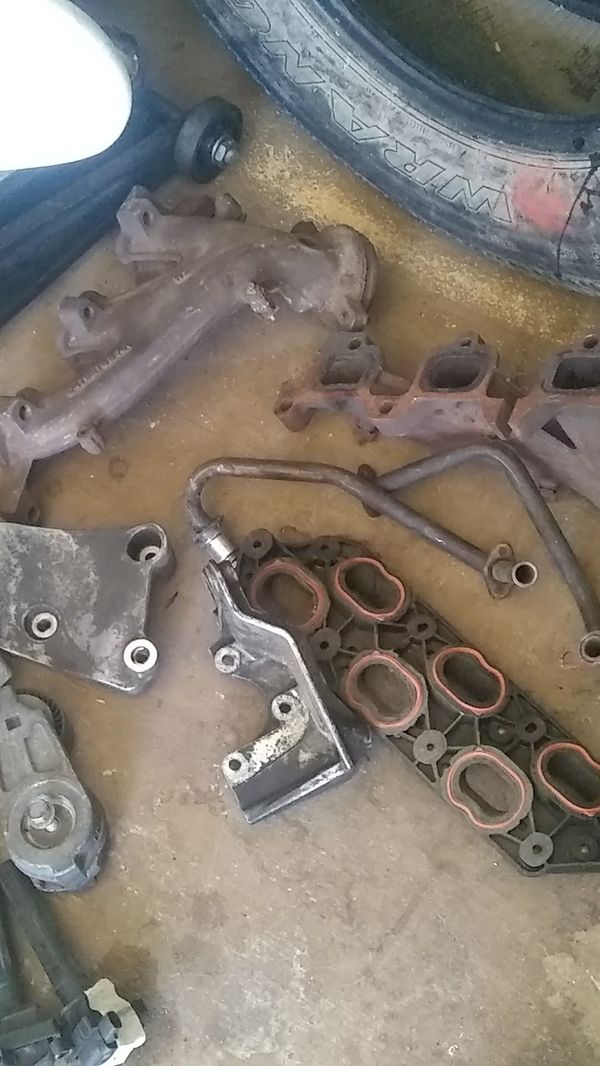 Chrysler 300 Water Pump Problems Chrysler 300. 2005 2.7l. parts for Sale in Phoenix, AZ - OfferUp