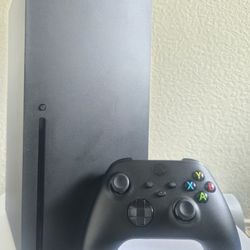 Xbox Series X 1TB Like New