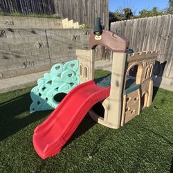 Little Tikes Rock Climber And Slide 