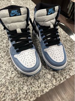 Jordan 1 Retro High OG University Blue