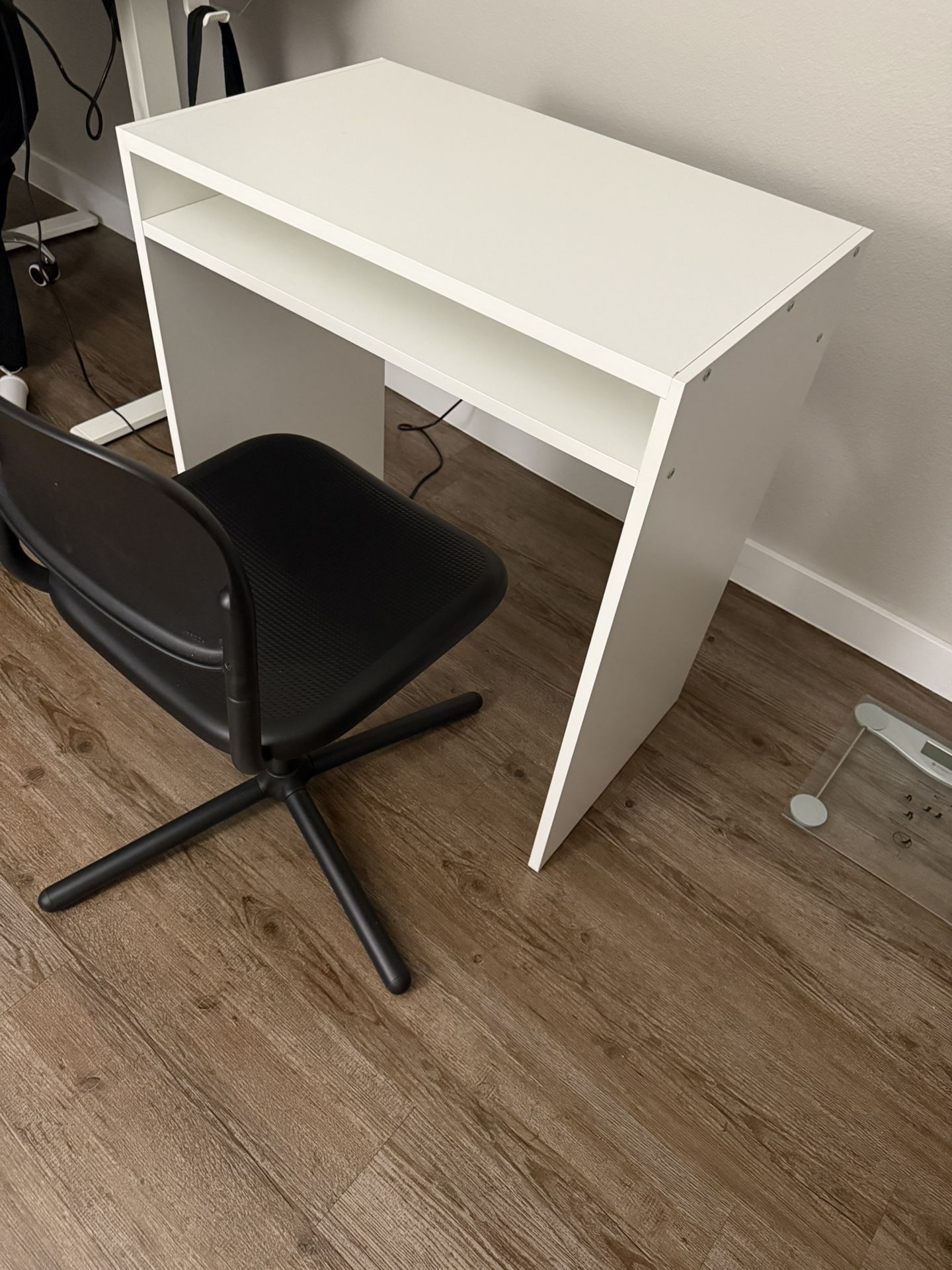 Desk And Chair