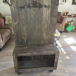 RUSTIC ENTRER BENCH  OR TV STAND 