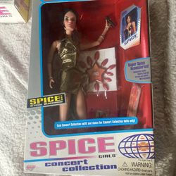 VTG Spice Girls Doll Concert Collwction Posh Victoria Beckham 1998 NIP
