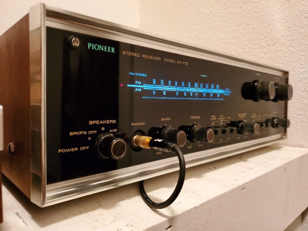 Pioneer SX-770 stereo receiver