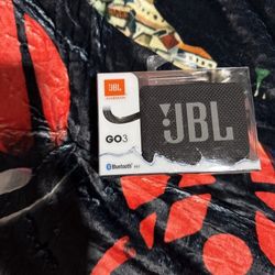 JBL Go 3