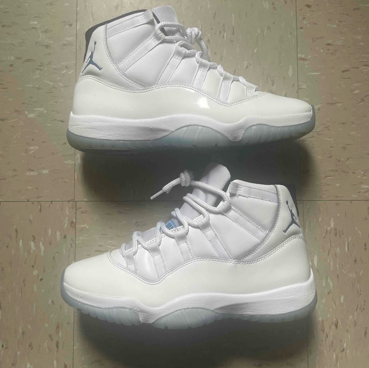 Jordan 11 Retro Legend blue/ Columbia Blue 2024 Sz 10