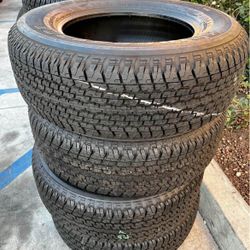 265/70r17 Bridgestone Tires Con 80% De Vida Las 4 