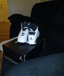Size 5.5 Youth Reverse Oreo Jordan 6 Retro
