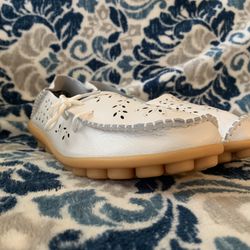 andiamo womens slip on leather flats size 7