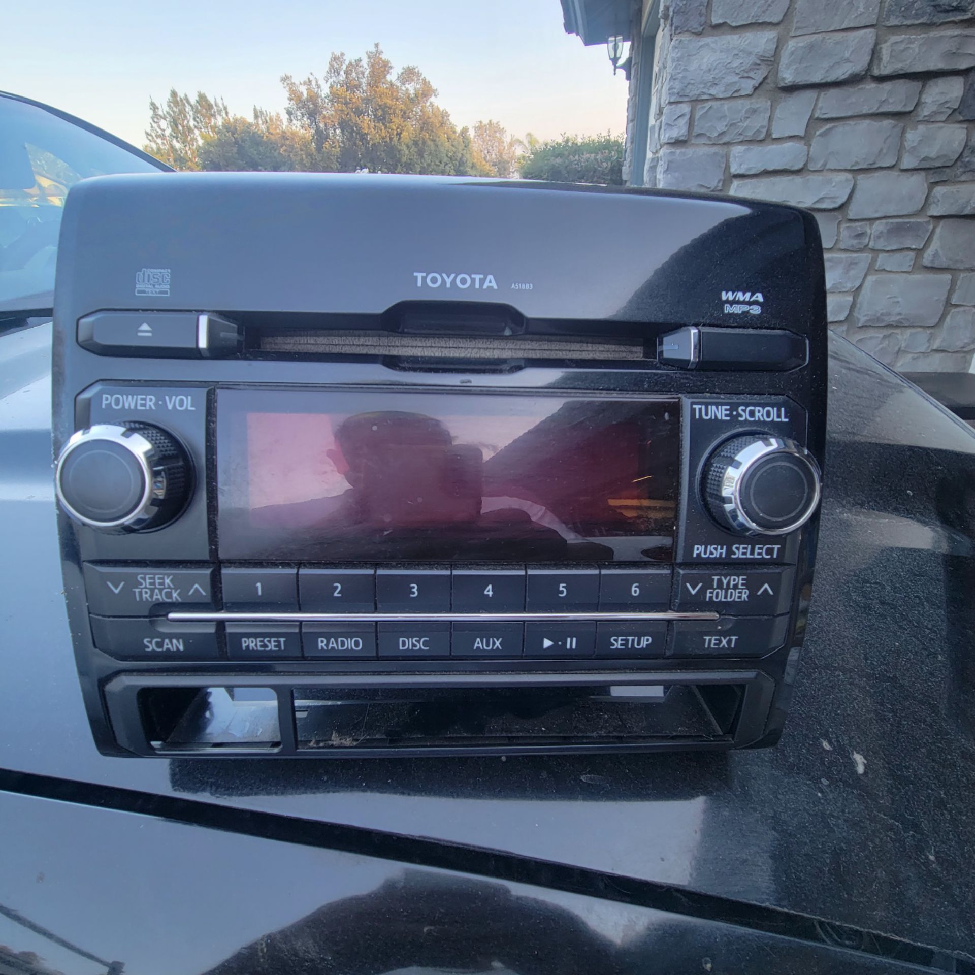 TOYOTA CD AND RADIO
