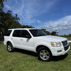2010 Ford Explorer