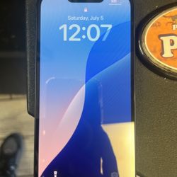 iPhone 16e