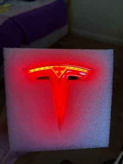 Tesla Model 3 Lighted Emblem