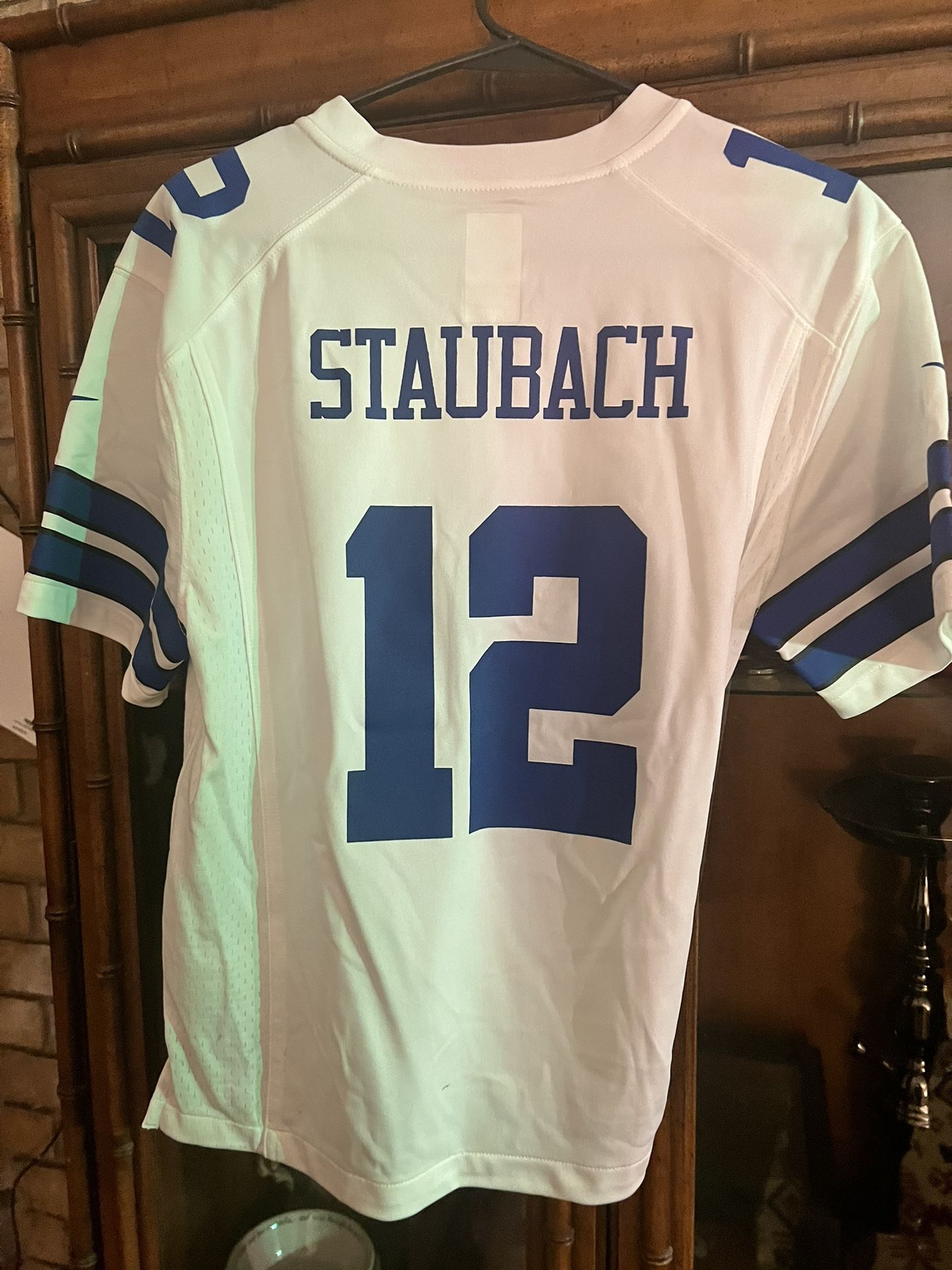 Dallas cowboys Youth Jersey for Sale in Dallas, TX - OfferUp