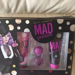 Katy Perry’s Gift Set