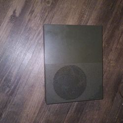 Xbox One S/ 1TB/ 4k capable 