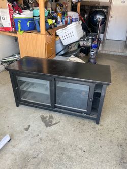 Tv stand / media dresser