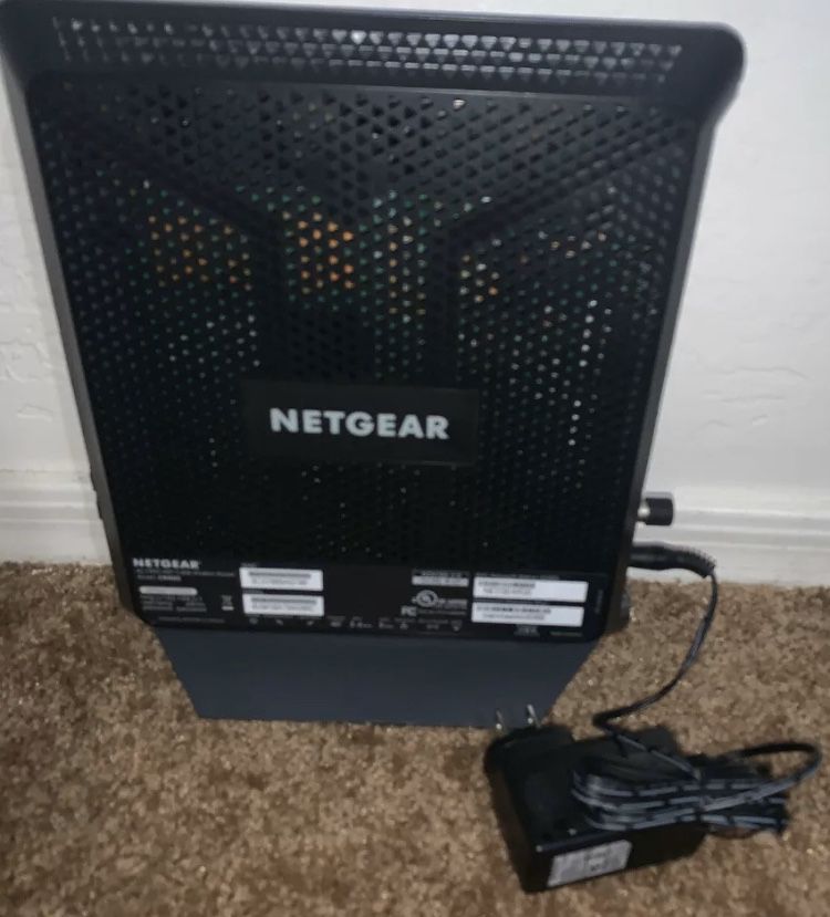 NETGEAR Nighthawk C6900 AC1900 Dual Band WiFi Cable Modem Router