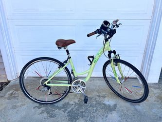 Trek Hybrid Bike