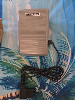 ☆Foot Control Pedal 00(contact info removed)2 Bernina 1080,1090,1120,1130,1230,1260,1530,1630
