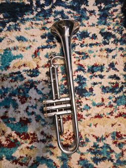 Trompeta  King Silver Flair