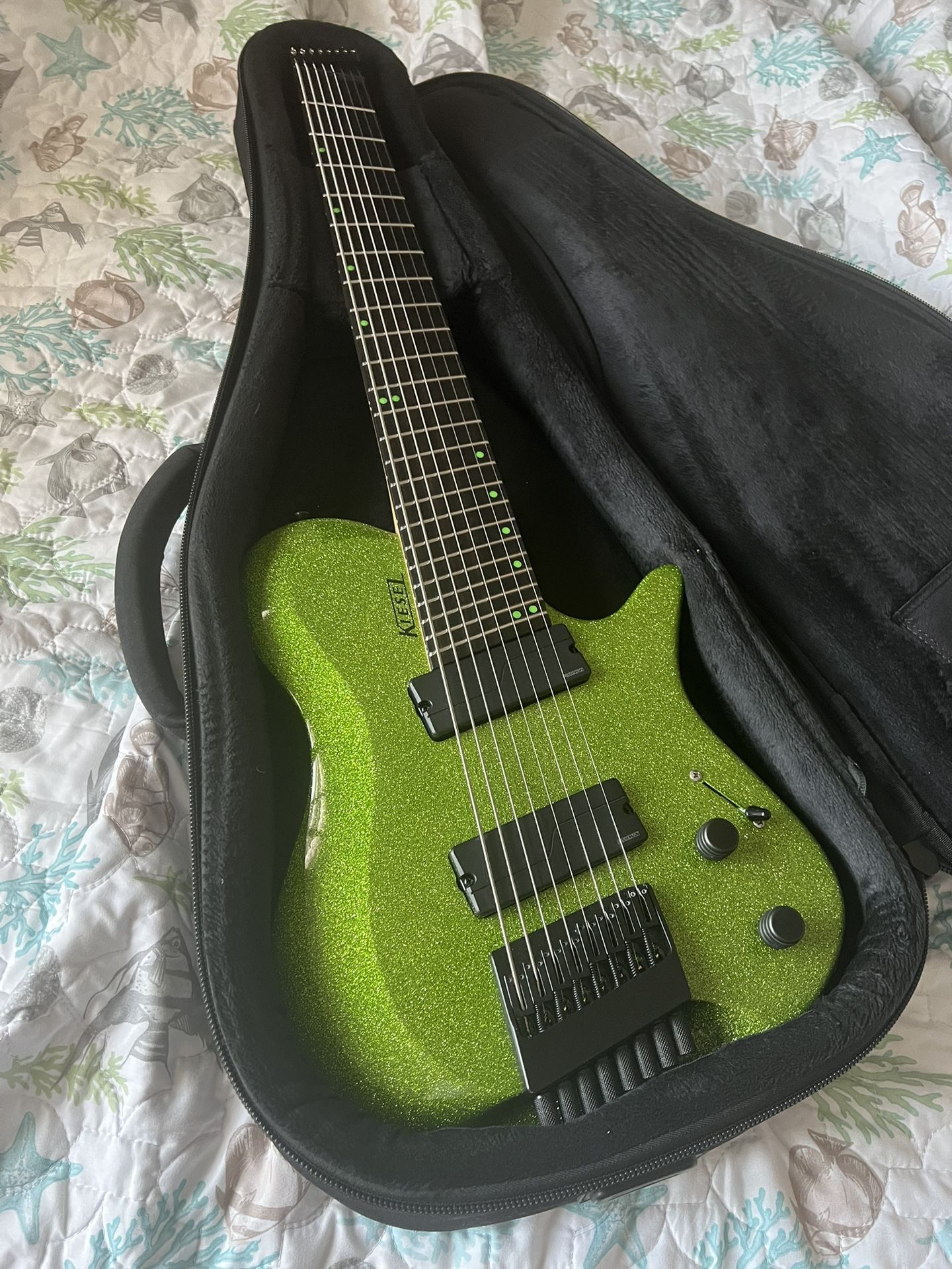 Kiesel Zeus ZM8