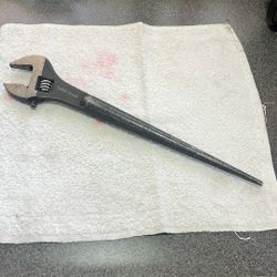 Adjustable Wrench  Spud 