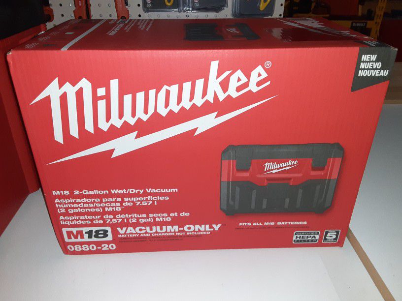 New Milwaukee m18 Vacuum 
