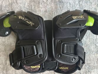 Razor Football Shoulder Pads Small 16”-17”