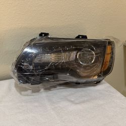 2011-2023 chrysler 300 headlight 
