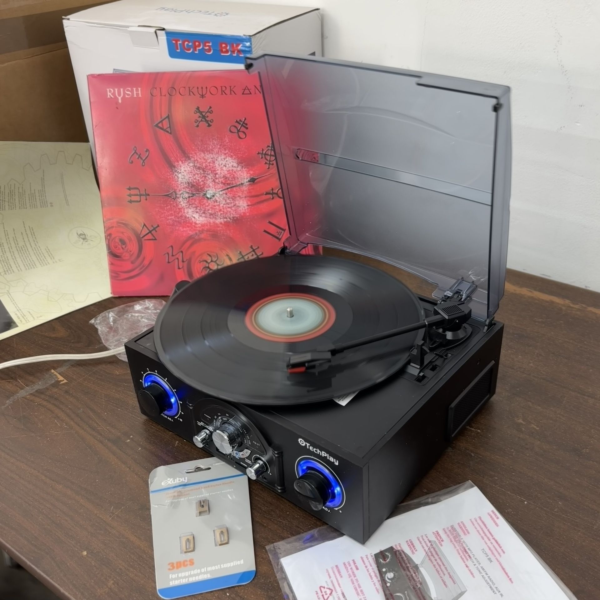 TechPlay TCP-5 Vinyl Record Player, Turntable + Rush Clockwork Angels LP (2012)