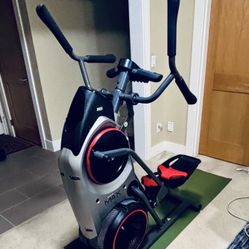 Bowflex Max Trainer M5 | High Impact Cardio Machine | Excellent / Like-New Condition!
