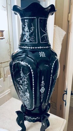 Ornamental black lacquer, papier-mâché, and inlay mother-of-pearl vase